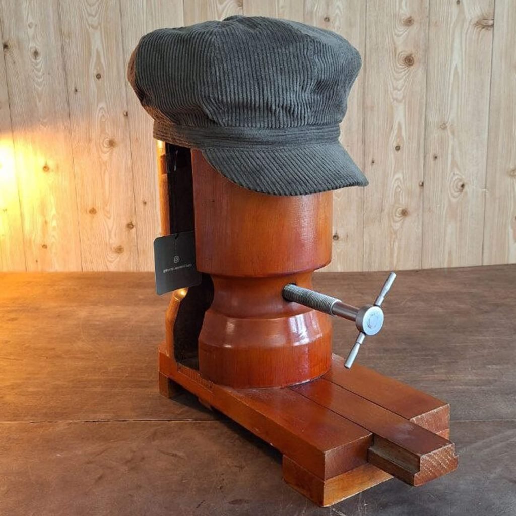 gorra oliver lateral