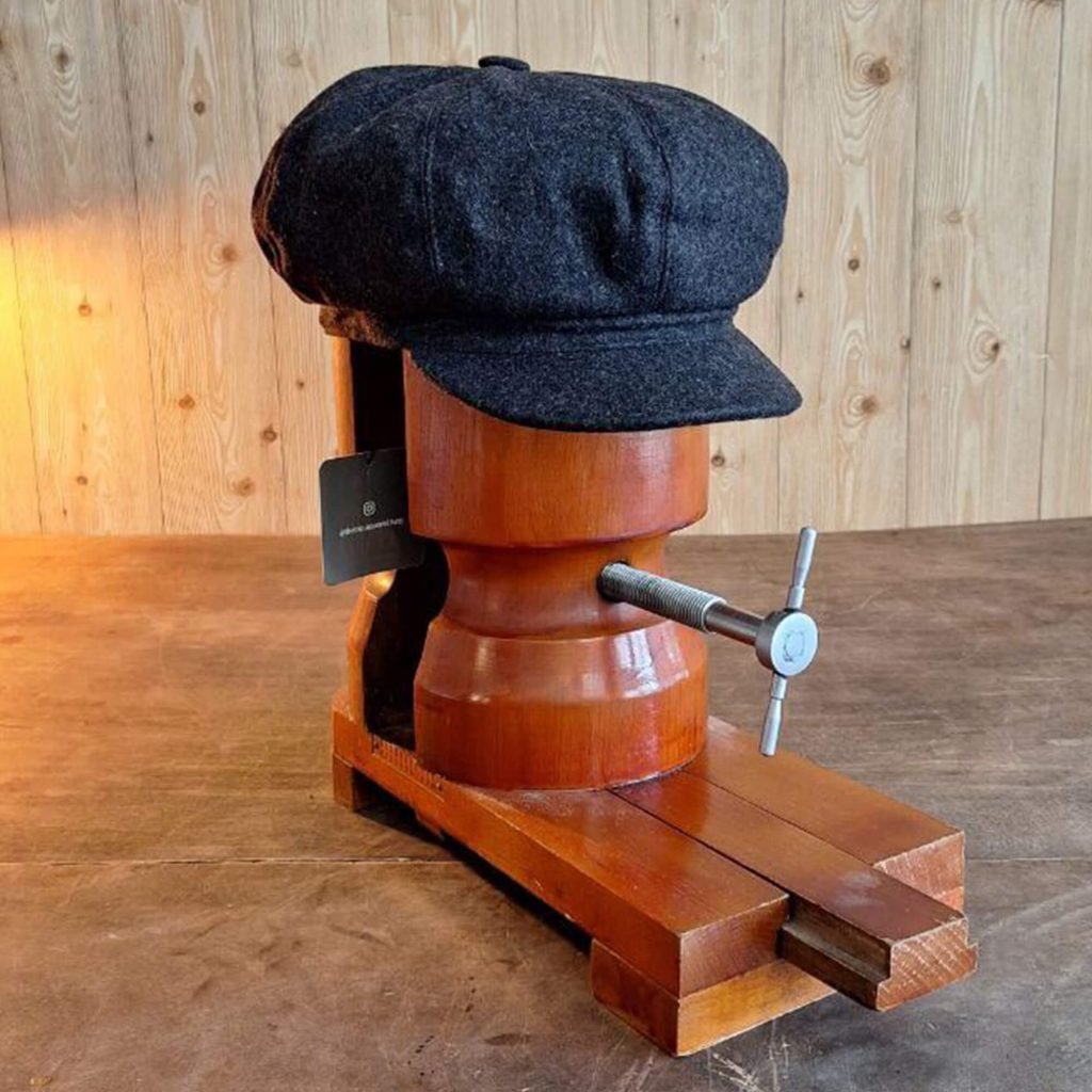 gorra winston lateral